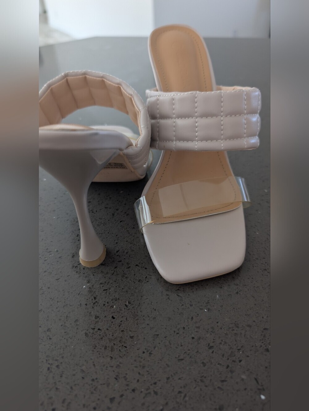 DIVA Lounge Womens Beige Off White Quilted Slide Sandals - Picture 3 of 9